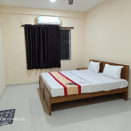 Premier Inn Lodge Mangaluru Exterior foto