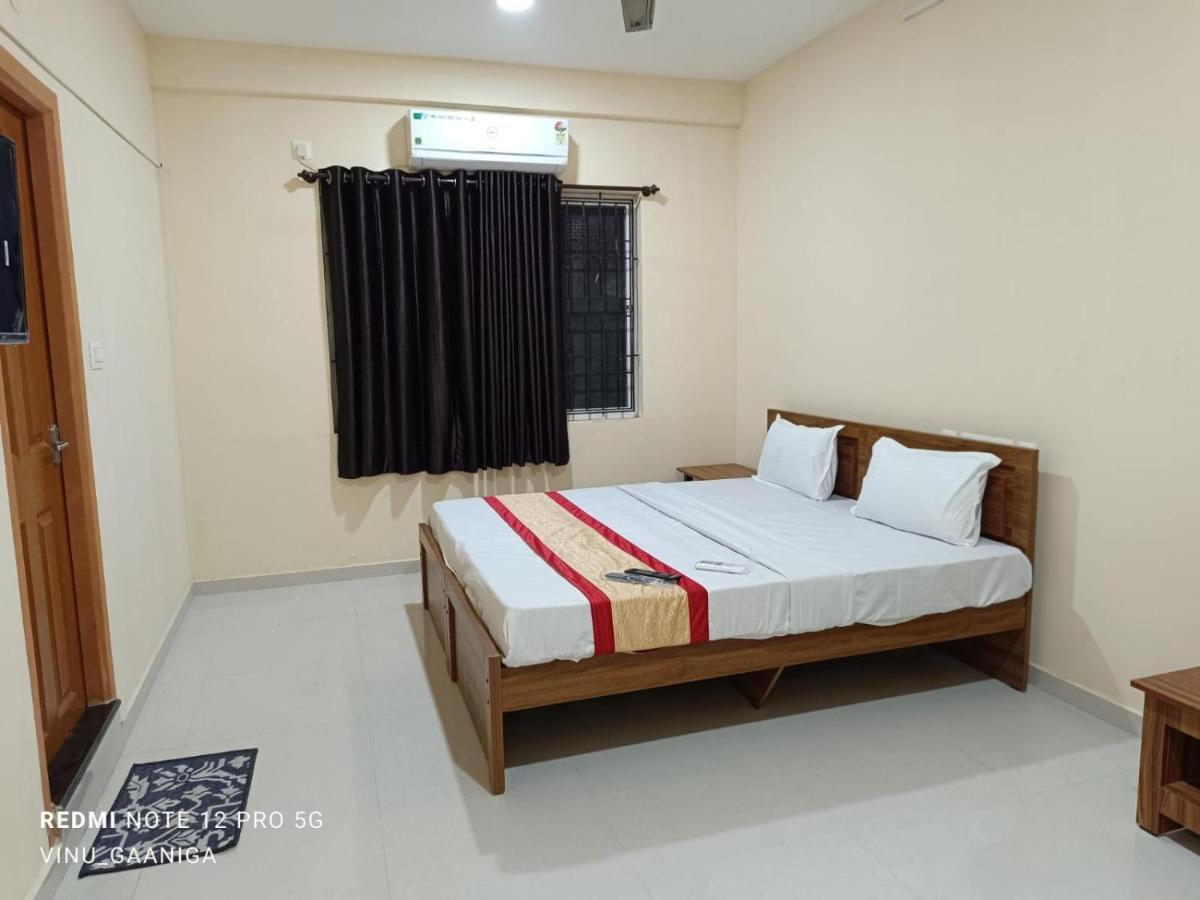 Premier Inn Lodge Mangaluru Exterior foto