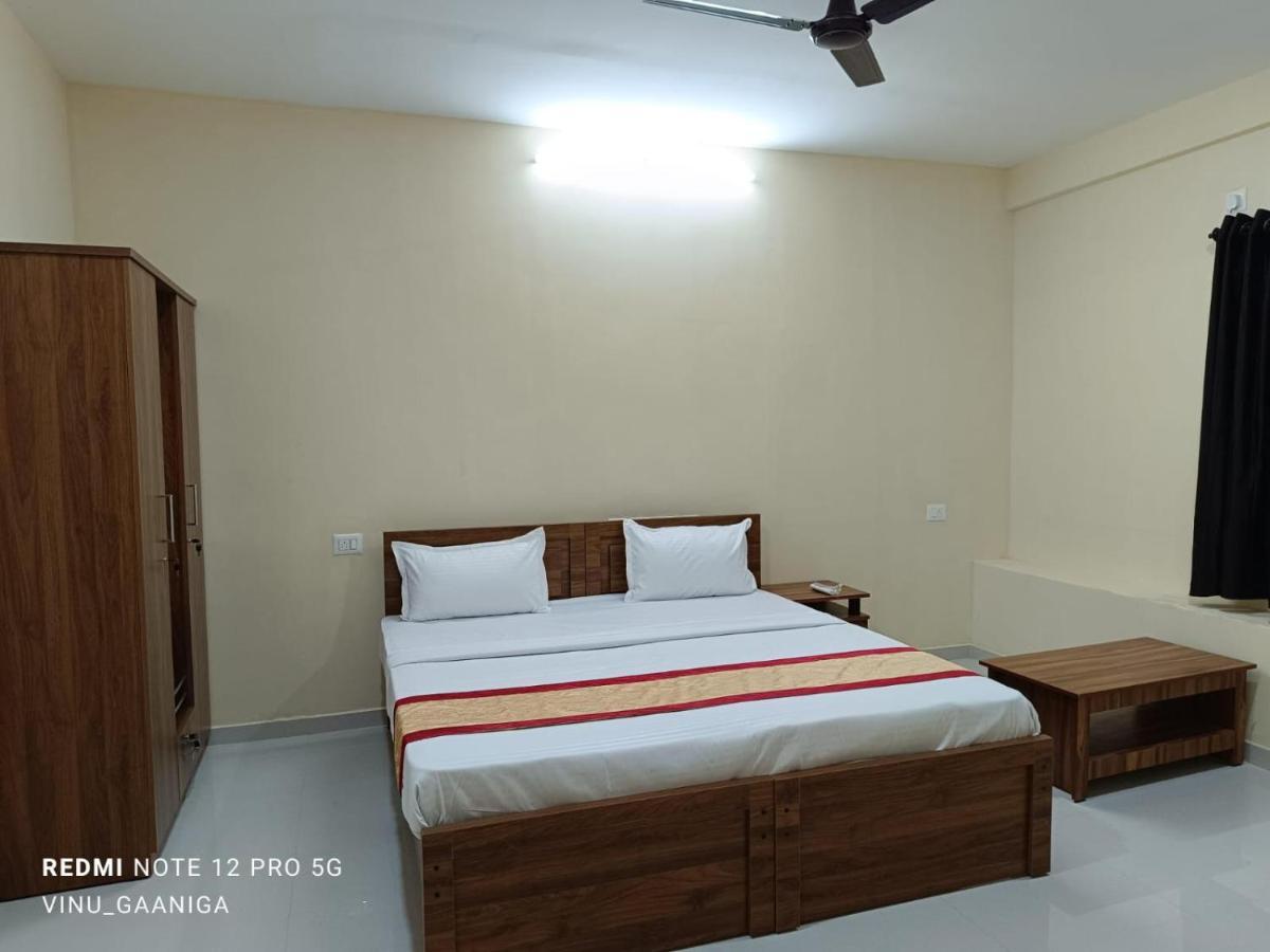 Premier Inn Lodge Mangaluru Exterior foto